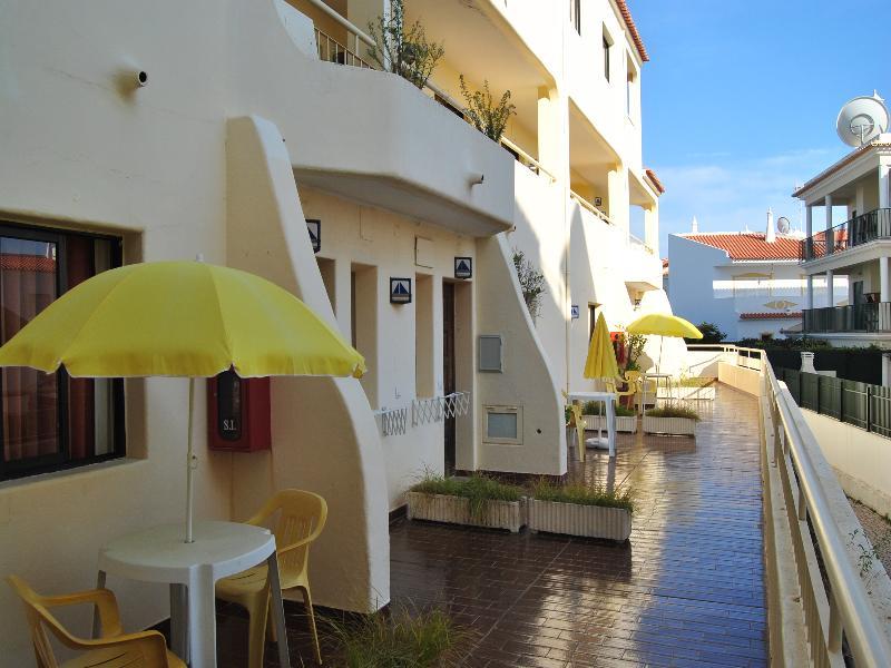 Apartamentos Olhos Do Mar 알부페이라 외부 사진